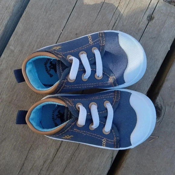 4/$15 Beverly Hills Polo Club Toddler Size 4 Boys Sneakers - Picture 4 of 6